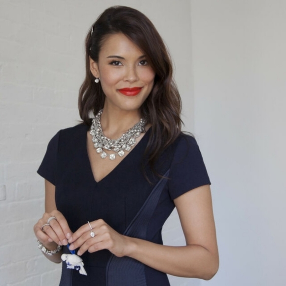 NIB Chloe & Isabel Multi Strand Signature Torsade Silver Necklace - Picture 3 of 3